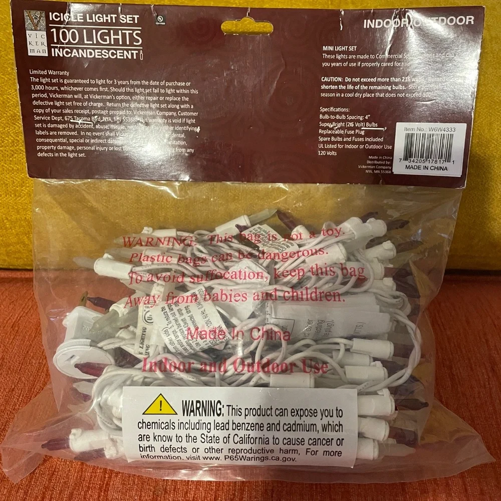 Vickerman 100 Red and White Icicle Lights